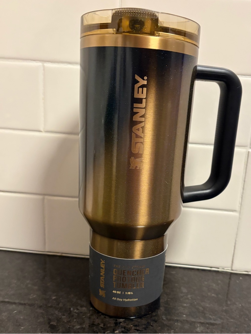 Stanley - 40 oz. Quencher ProTour Flip Straw Tumbler - BLACK HONEY (Ltd. Edt) - Picture 3 of 17